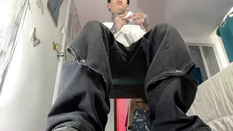 Snapshot of arteemiis chatting on 7, 1, 2025 online show from 7, 1, 2025