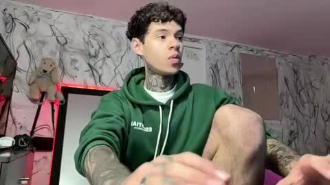 Snapshot of arteemiis chatting on 27, 1, 2025 online show from 27, 1, 2025