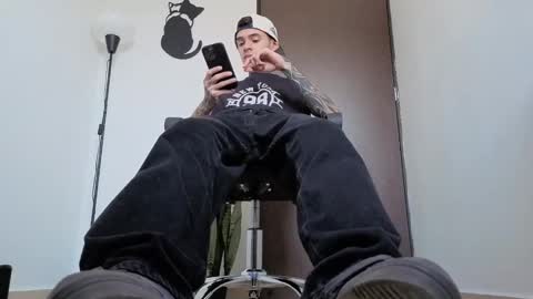   online show from 14, 3, 2026