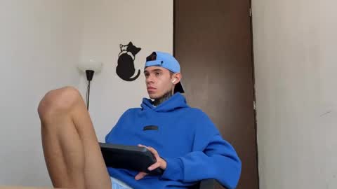   online show from 12, 4, 2026