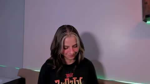 artemisablake online show from 19, 12, 2024