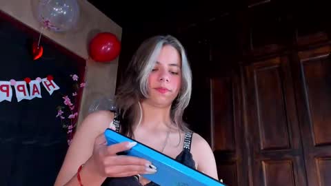 artemisablake online show from 18, 2, 2025