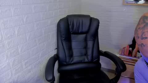 artenisa_tay69 online show from 3, 3, 2026