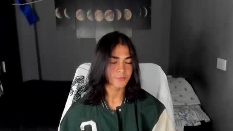 Snapshot of arthur_hunter chatting on 5, 12, 2024 I AM HERE online show from 5, 12, 2024