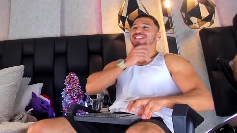 Arthur online show from 11, 12, 2024