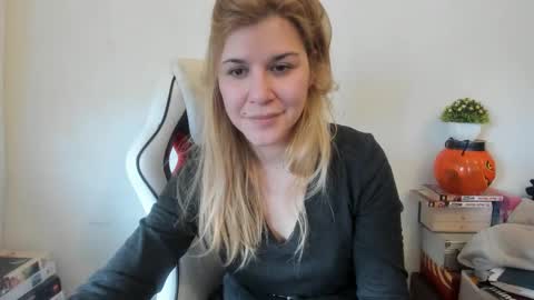 MIA online show from 25, 2, 2025