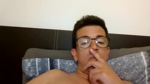 arturpaulval online show from 9, 6, 2026