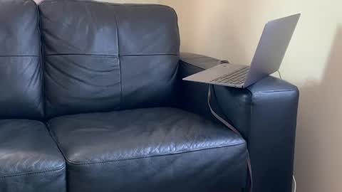 artyparty818 online show from 10, 4, 2026