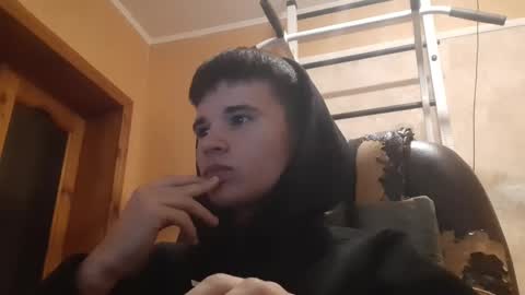 Snapshot of arvyn_ chatting on 19, 4, 2026 Denis online show from 19, 4, 2026
