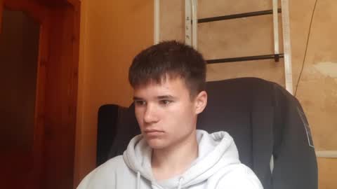 Snapshot of arvyn_ chatting on 3, 6, 2026 Denis online show from 3, 6, 2026