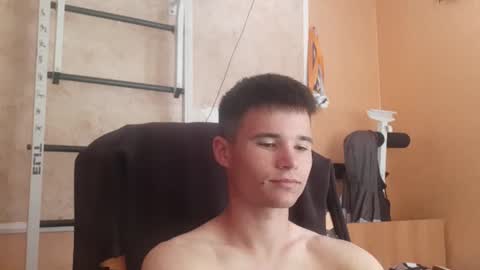 Snapshot of arvyn_ chatting on 14, 6, 2026 Denis online show from 14, 6, 2026