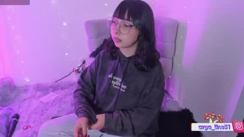 Snapshot of arya_line chatting on 8, 5, 2026 Arys online show from 8, 5, 2026