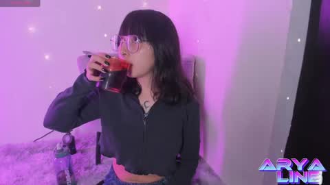 Snapshot of arya_line chatting on 15, 5, 2026 Arys online show from 15, 5, 2026