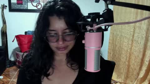 Arya Miller online show from 3, 6, 2026