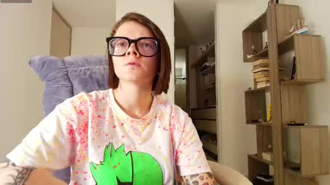 Snapshot of arya_starkw chatting on 21, 9, 2025 Ary 3 online show from 21, 9, 2025