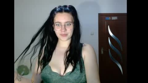Snapshot of aryaglow chatting on 8, 2, 2026 Arya online show from 8, 2, 2026