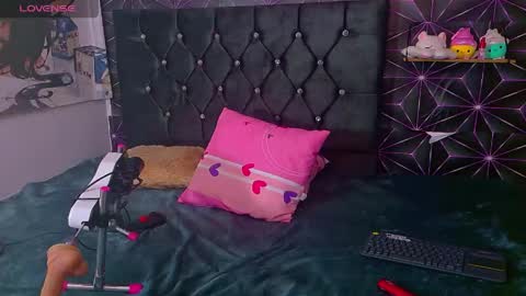 aryahmoon_ks online show from 5, 6, 2026