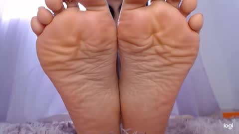 Snapshot of ash_nicefeet chatting on 10, 3, 2025 ashley online show from 10, 3, 2025