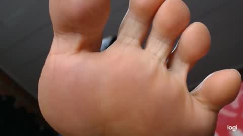 Snapshot of ash_nicefeet chatting on 21, 12, 2025 ashley online show from 21, 12, 2025