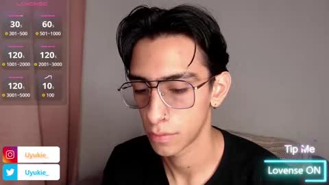 Ash online show from 12, 11, 2025