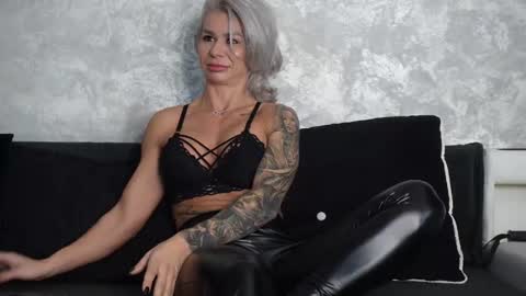 Asha online show from 1, 11, 2025