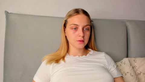 Snapshot of ashbunny_ chatting on 13, 6, 2026 your pretty Ashley online show from 13, 6, 2026