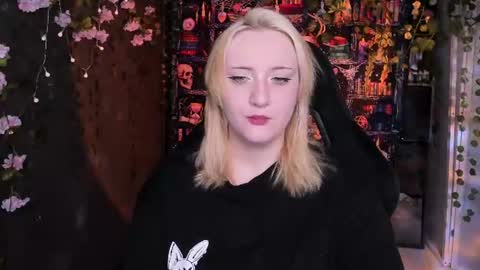 AshleyAshe  online show from 30, 6, 2026