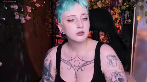 AshleyAshe  online show from 19, 7, 2026
