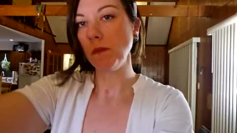 Ashelynn Grey online show from 23, 2, 2025