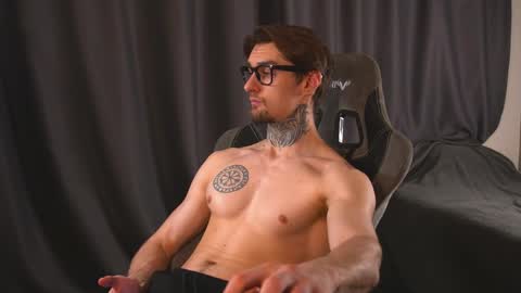 Jerk Machine online show from 22, 4, 2026