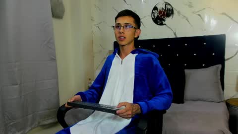   Asher  online show from 21, 4, 2026