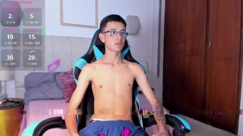   Asher  online show from 23, 4, 2026