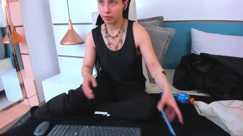 Ashkoreh online show from 6, 3, 2026