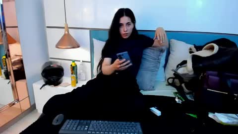 Ashkoreh online show from 21, 4, 2026