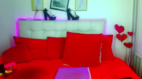 ashley  online show from 21, 12, 2024