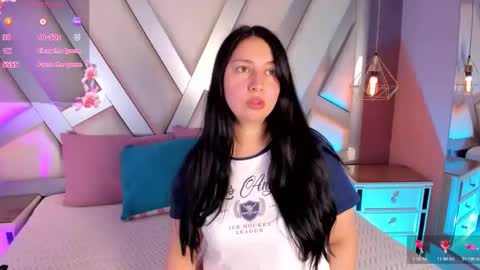 Snapshot of ashleey_bell_ chatting on 5, 5, 2026 Ashley online show from 5, 5, 2026
