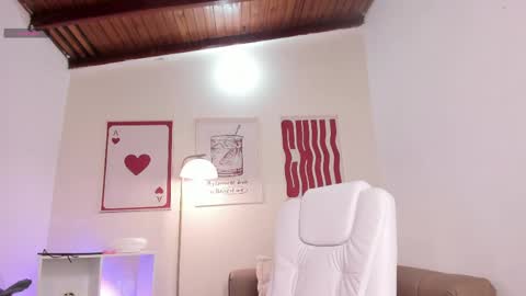   online show from 22, 4, 2026