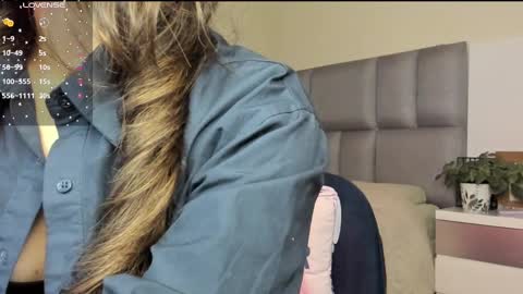 Carolina  online show from 22, 2, 2025