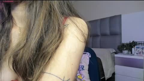 Carolina  online show from 9, 10, 2025