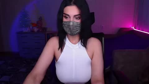   Yasmina   online show from 8, 1, 2025