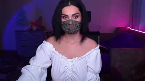   Yasmina   online show from 15, 1, 2025