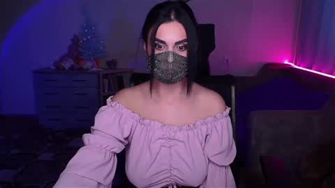   Yasmina   online show from 24, 1, 2025