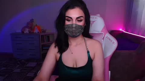   Yasmina   online show from 8, 3, 2025