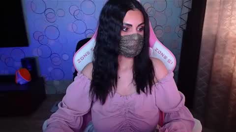   Yasmina   online show from 2, 10, 2025