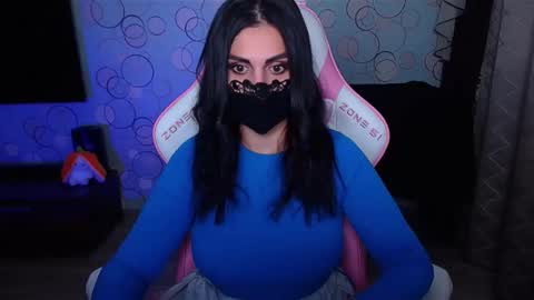   Yasmina   online show from 8, 10, 2025