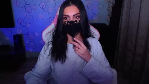   Yasmina   online show from 24, 10, 2025