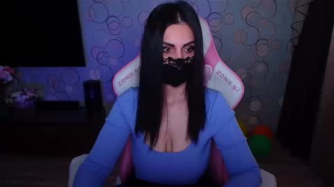   Yasmina   online show from 30, 3, 2026