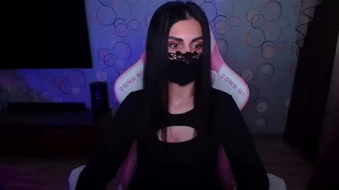   Yasmina   online show from 24, 4, 2026