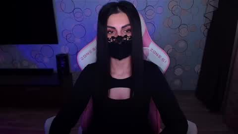   Yasmina   online show from 28, 4, 2026