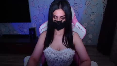 Snapshot of ashley__cooper__ chatting on 1, 6, 2026 Yasmina online show from 1, 6, 2026